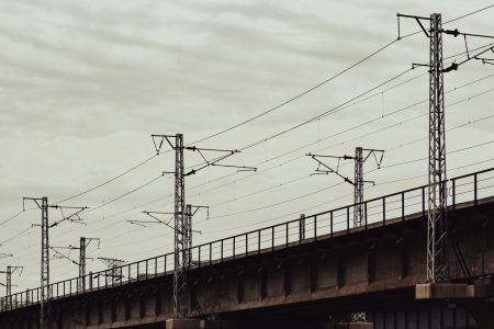 Balfour Beatty keeps guidance, announces buyback