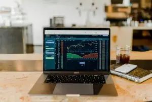 Fundsmith Equity underperforms index
