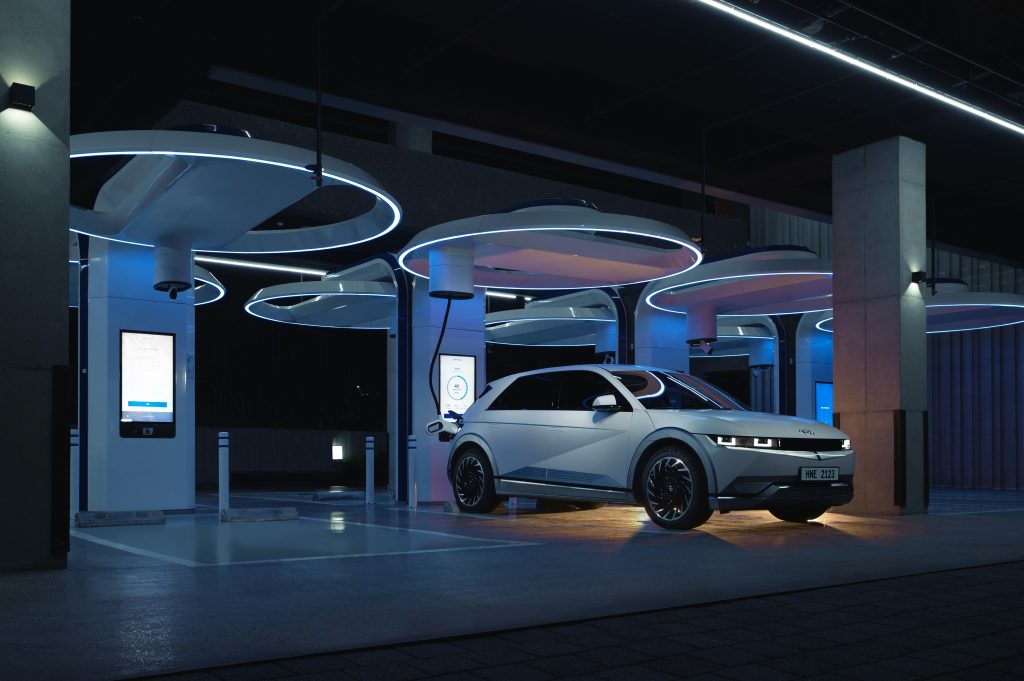 An EV vehicle on charge