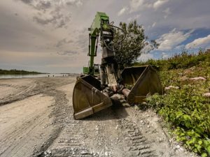 Sunbelt Rentals earnings decline