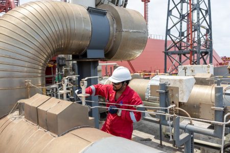 Shell pays $13.6 billion to boost gas reserves Shell secures Canadian gas assets in $13.6bn deal