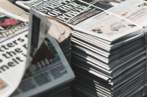 Smiths News shares gain despite lower profits