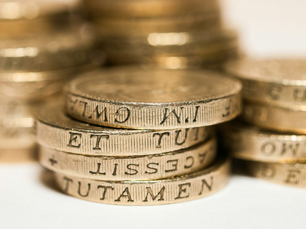 Schroder UK Mid Cap launches tender offer