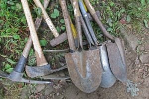 UK construction activity slumps